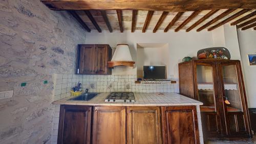 alloggio_dell_alba_camera_cucina_frontale